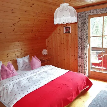 Holiday home Sonnenhanghutte Innerkrems
